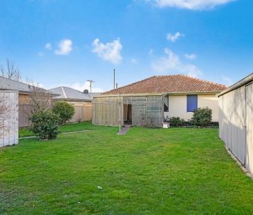 14 Hazel Road, Wendouree - Photo 1