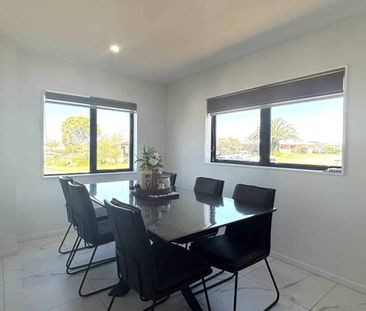 Borrowdace Ave, Great Location with great schools - Photo 5