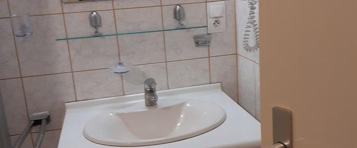 Neu möbliertes kleines Appartement in Frankreich, grenznah - Foto 1