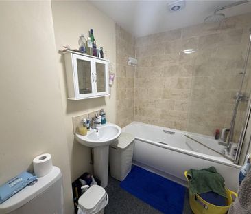 2 bedroom flat to rent - Photo 6