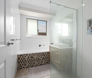 14 Bearsden Street, Spring Mountain QLD 4300 - House For Rent | Domain - Photo 5