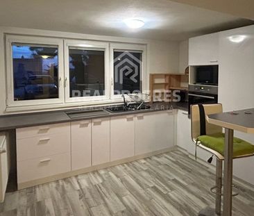 Na prenajom veľká garsonka na Hornozoborskej v Nitre - Fotografia 2
