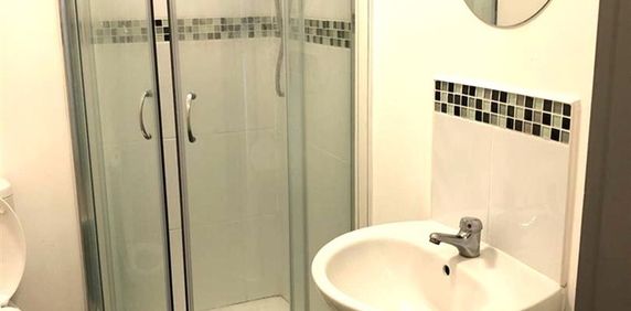 1 Bed Flat, Marlborough Grove, CH43 - Photo 2