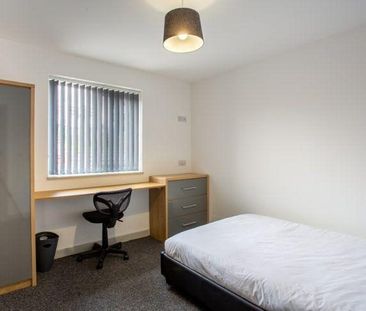 Flat 1, 2 White Ridge Court - Photo 4