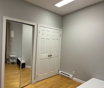 For Lease - 49 Viamede Crescent, Toronto, Ontario - Photo 4