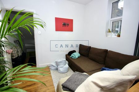 4 bedroom detached bungalow to rent - Photo 4