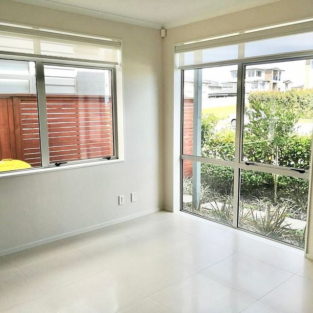 3 Bedrooms and Double Car Garage in Ormiston - Photo 1