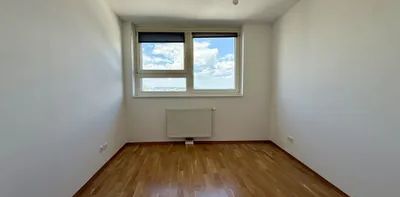 Helle 4-Zimmer-Wohnung mit Balkon in ruhiger Innenhoflage - ab sofort bezugsbereit! - Foto 2