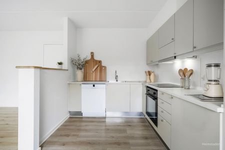 MODERNISERET RÆKKEHUS I HOLLUF PILE MED HAVE OG FRI PARKERING - Foto 5
