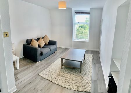1 Bed Flat, Whitehall Place, AB25 - Photo 2