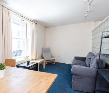 3 bedroom maisonette to rent - Photo 4