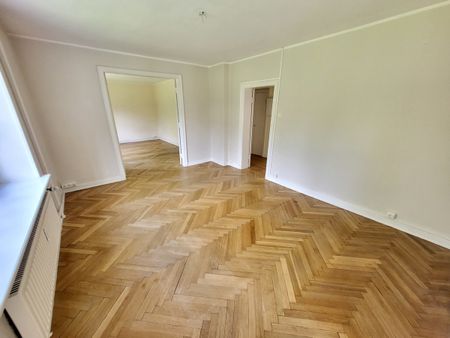 Nähe Stadtpark: Schöne 3,5-Zimmer-Wohnung mit Loggia in zentraler Lage in 23568 ... - Foto 5