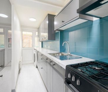 1 bedroom Flat To Let - Photo 3