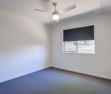 Modern 2-Bedroom Oasis with Private Outdoor Living - Photo 2