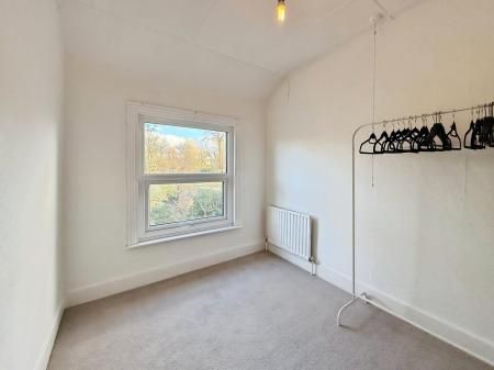 Kings Road, Hitchin, SG5 - Photo 2