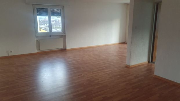 Rent a 3 ½ rooms apartment in Courrendlin - Photo 1