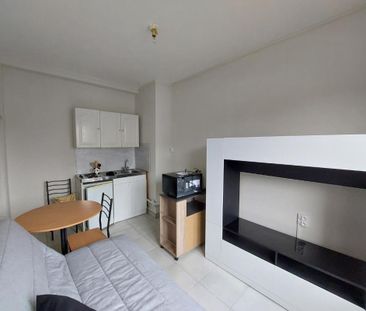 Location Appartement 1 pièce 17m² EVREUX 27000 - Photo 3