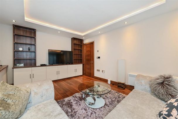 4 bedroom townhouse to rent - Photo 1