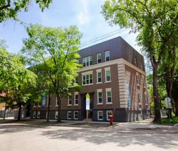 980 Wolseley Avenue | 980 Wolseley Avnue, Winnipeg - Photo 1