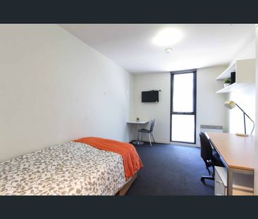502/8-10 Vale Street, North Melbourne, Vic 3051 - Photo 4
