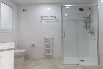 Calle Periodista Azzati, Valencia, Valencian Community 46002