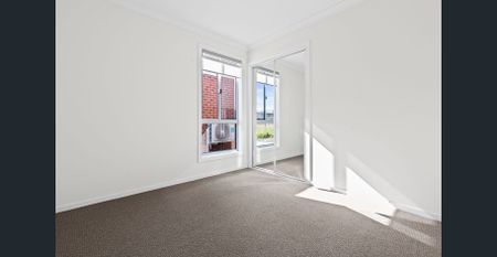 Perfect Family Home - Photo 4