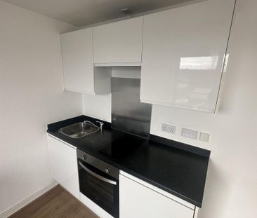 Studio to rent - Photo 3