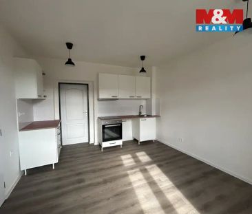 Pronájem bytu 2+1 v Ústí nad Labem, ul. Masarykova - Photo 1