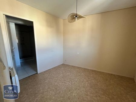 Location Appartement 2 pièces 27m² CORBEIL ESSONNES 91100 - Photo 4