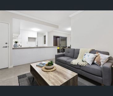 4/123 Forrest Road, Hamilton Hill, WA 6163 - Photo 1