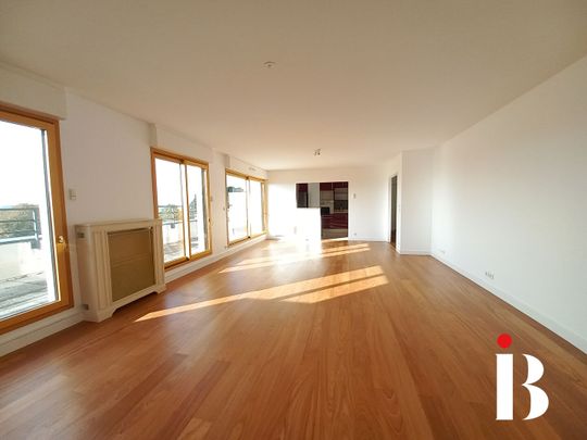 Location Appartement 5 pièces 120m² ST HERBLAIN 44800 - Photo 1