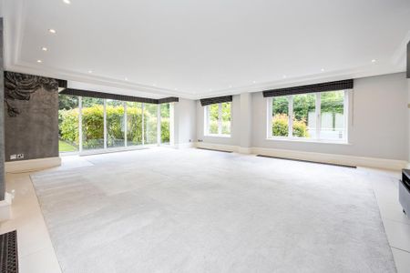 8 bedroom detached house to rent - Photo 3