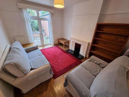 4 Bed Student Accommodation - Photo 1