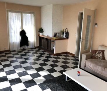 Location Maison 4 pièces 74m² - Photo 1