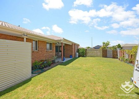 4 Bedroom 2 Bath 2 Car - Photo 4