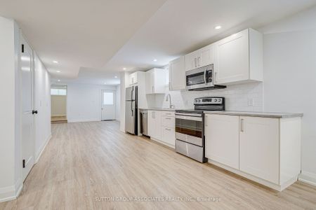 For Lease - 233 Albany Avenue Unit# Lower, Toronto, Ontario - Photo 4