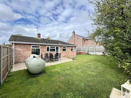 Hereward Close, Aldreth, Ely, Cambridgeshire, CB6 - Photo 5