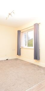 Tollgate Court, Sheffield, S3 9BD - Photo 4