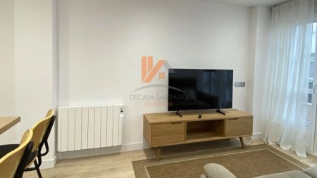 Apartamento de alquiler en Rua Santo Domingo Calzada, 6, Ensanche - Sar - Photo 2