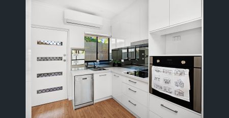 Fully renovated two bedroom homette includes water use and supply - Photo 5