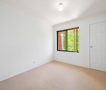 3 BEDROOM AND 2 BATHROOM TOWNHOUSE IN BENTLEY! - Photo 6