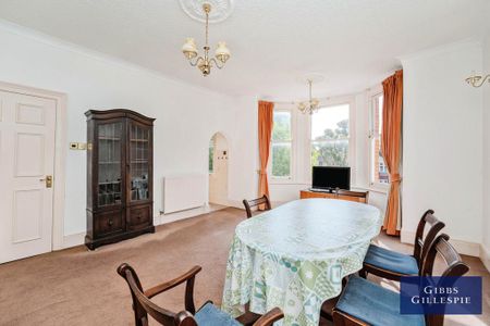 4 bedroom flat to rent - Photo 5
