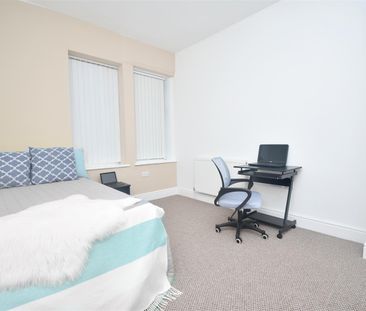 1 bed house share to rent in Lebanon Street, Burnley, BB10 - Photo 1