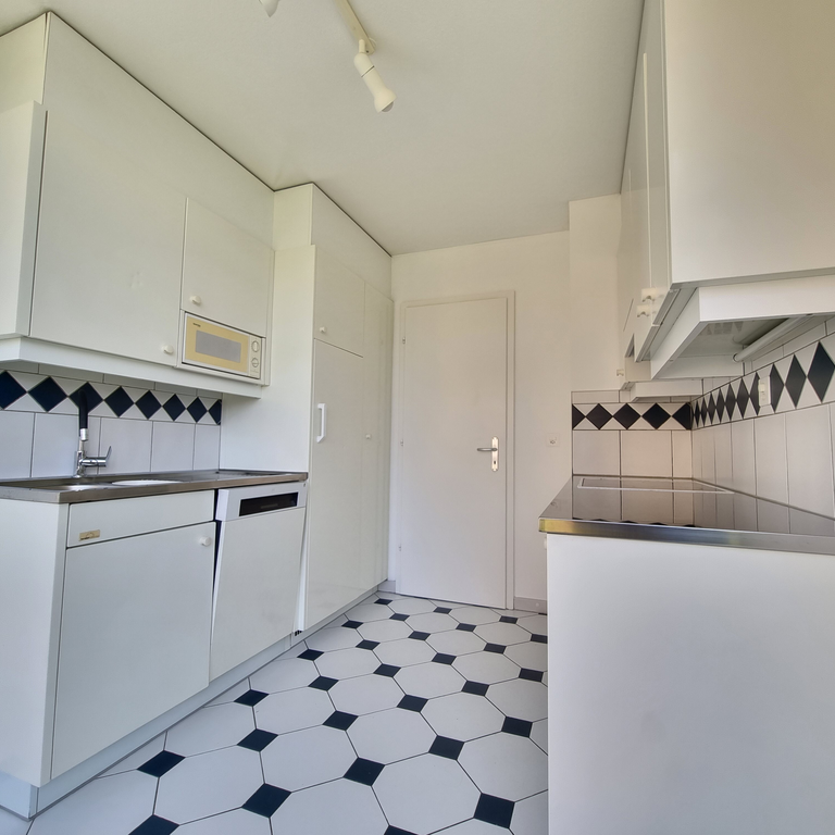 Agréable appartement - location à durée déterminée - Photo 2