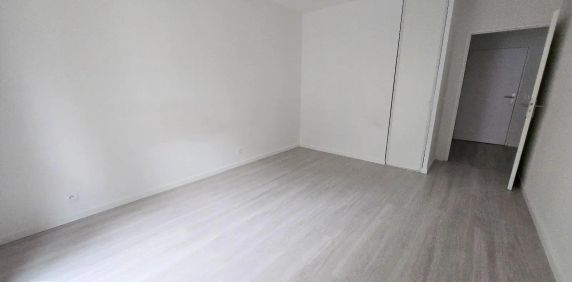 Appartement à louer 2 pièces 47.68m² - Photo 2
