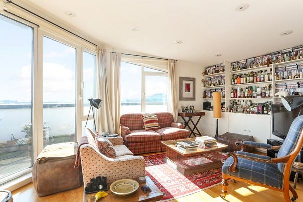 2 bedroom penthouse to rent - Photo 1