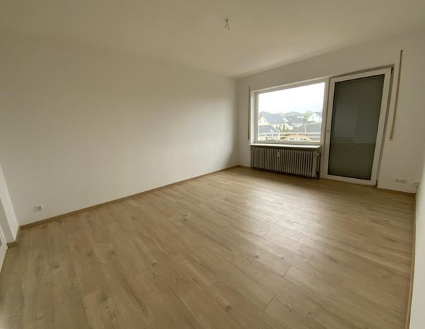 Sofort bezugsfertige Wohnung mit Balkon - Foto 1