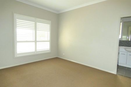 Superb Quality Home in Quiet Location - Photo 3