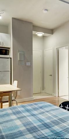 Loft entièrement meublé à louer Saint-Jean-Baptiste décembre 2025 - Photo 1