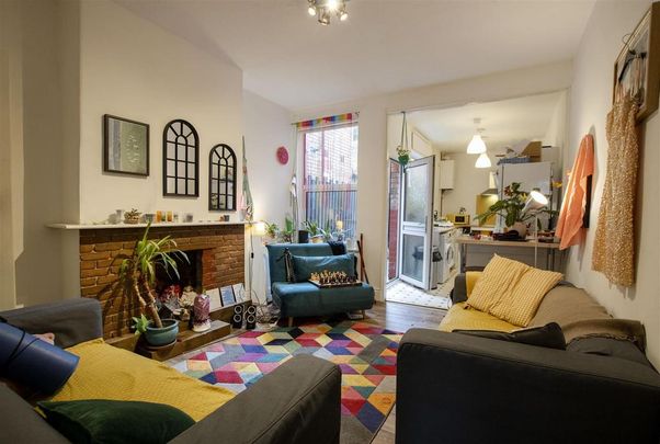 4 bedroom house to rent - Photo 1